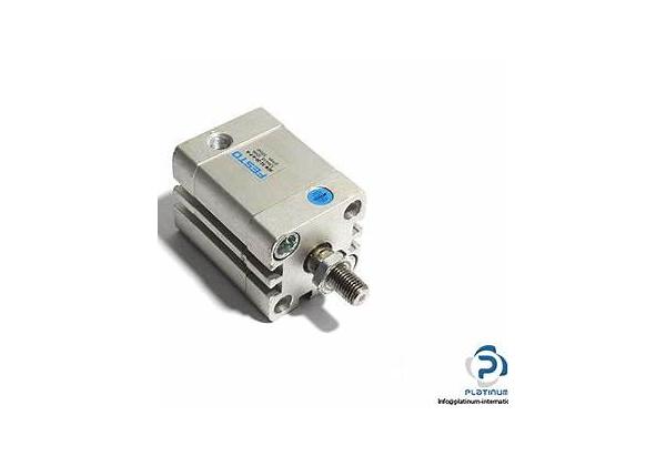 536418 BOX OF 8 COMPACT CYLINDERS Festo