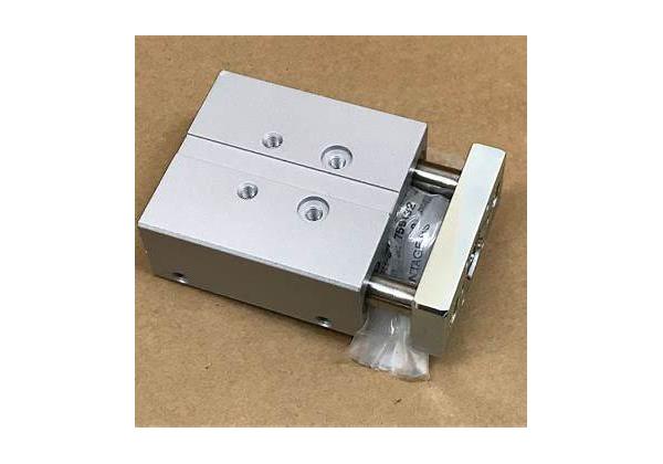 DFM-12-30-P-A-GI PNEUMATIC GUIDED CYLINDER Festo