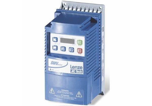 E84AVHCE4024 LENZE
