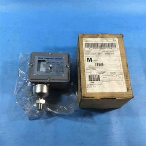 IS2761-1103 L9 IS 2700 PRESSURE SWITCH