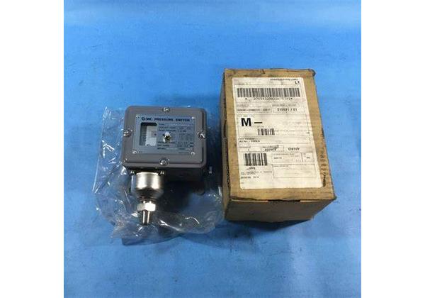 IS2761-1103 L9 IS 2700 PRESSURE SWITCH