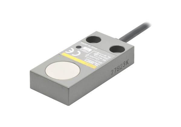 TL-W5F1 2M Стандартный плоский индуктивный бесконтактный датчик серии TL-W Omron&nbsp;