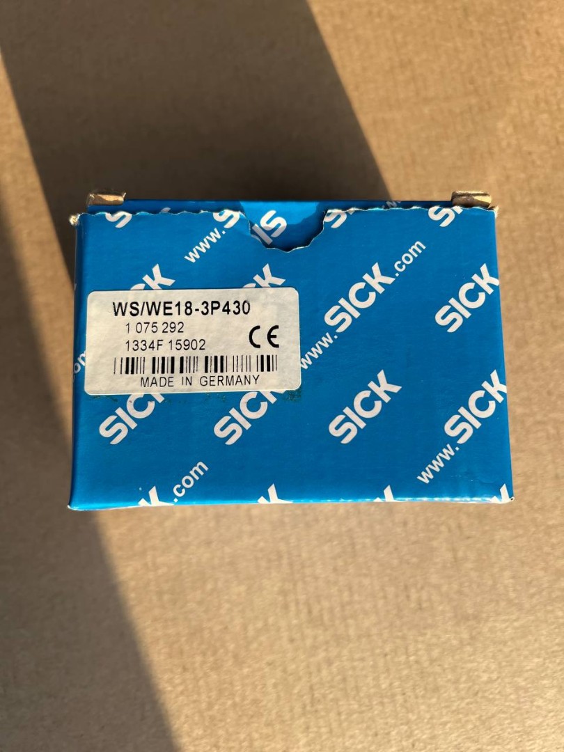 Фотоэлектрический датчик WS/WE18-3P430